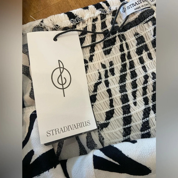 STRADIVARIUS ASOS Zebra Print Black & White Maxi Dress Short Sleeves Medium NWT - Picture 5 of 8